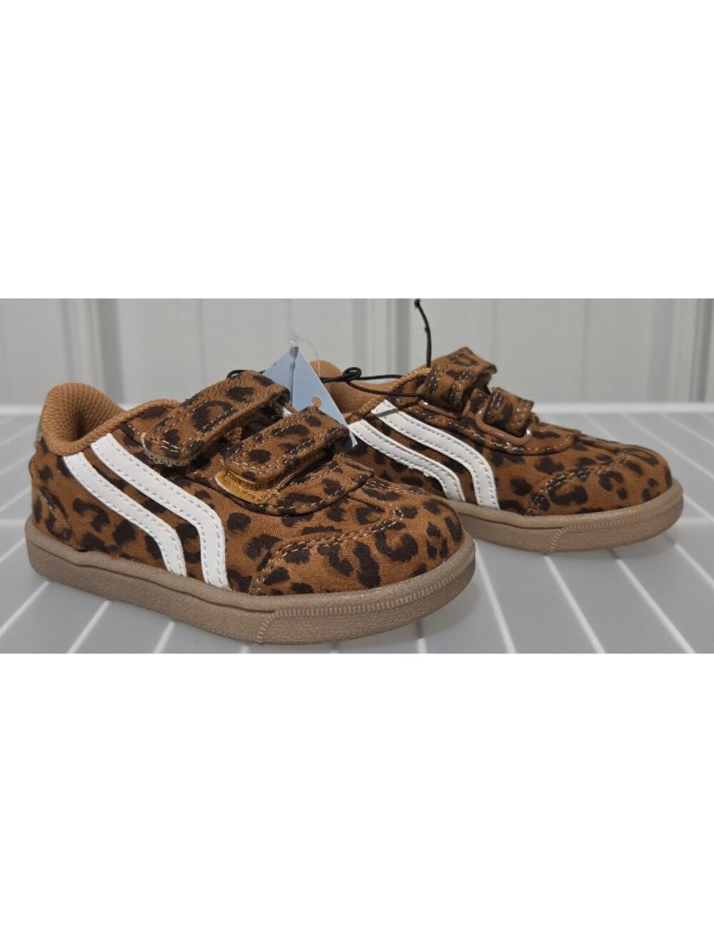 Cat & Jack Dakota Leopard Print Dual Strap Retro Sneakers -- Little Girls' 6